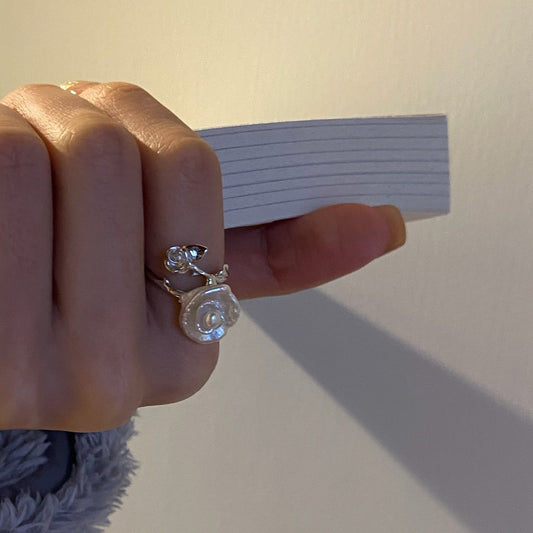 The Thorny Rose|Silver-Blue Baroque Petal Ring