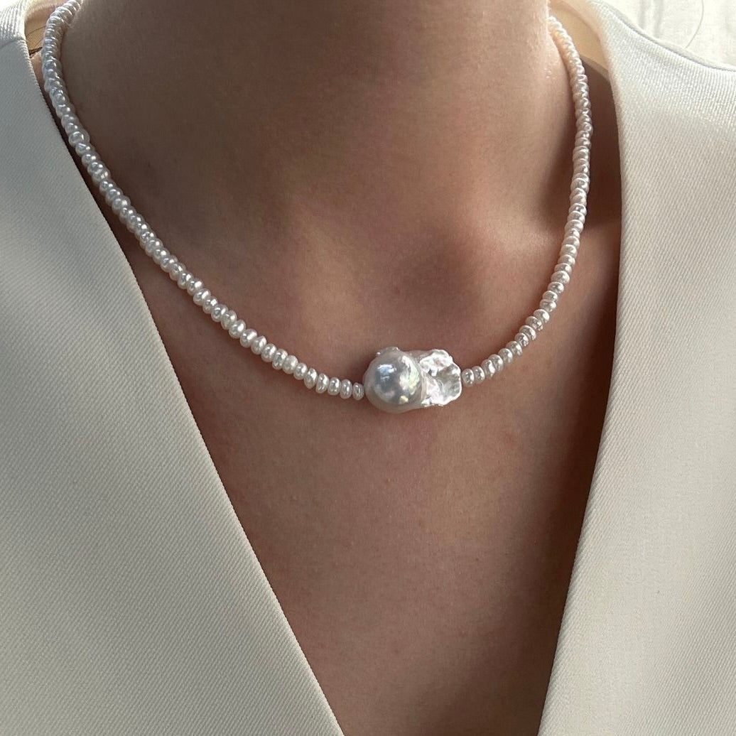 The Lunar Echo|Micro Seed Choker with Baroque Pearl