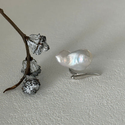 The Dawn Blade – Baroque Pearl Dagger Ring